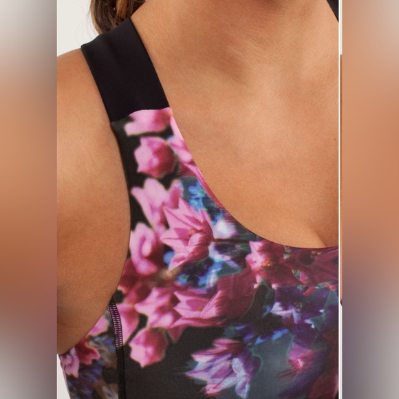 EUC Lululemon All Sport Bra Spring Has Sprung Multi Black Floral- Size 8 - Picture 6 of 11